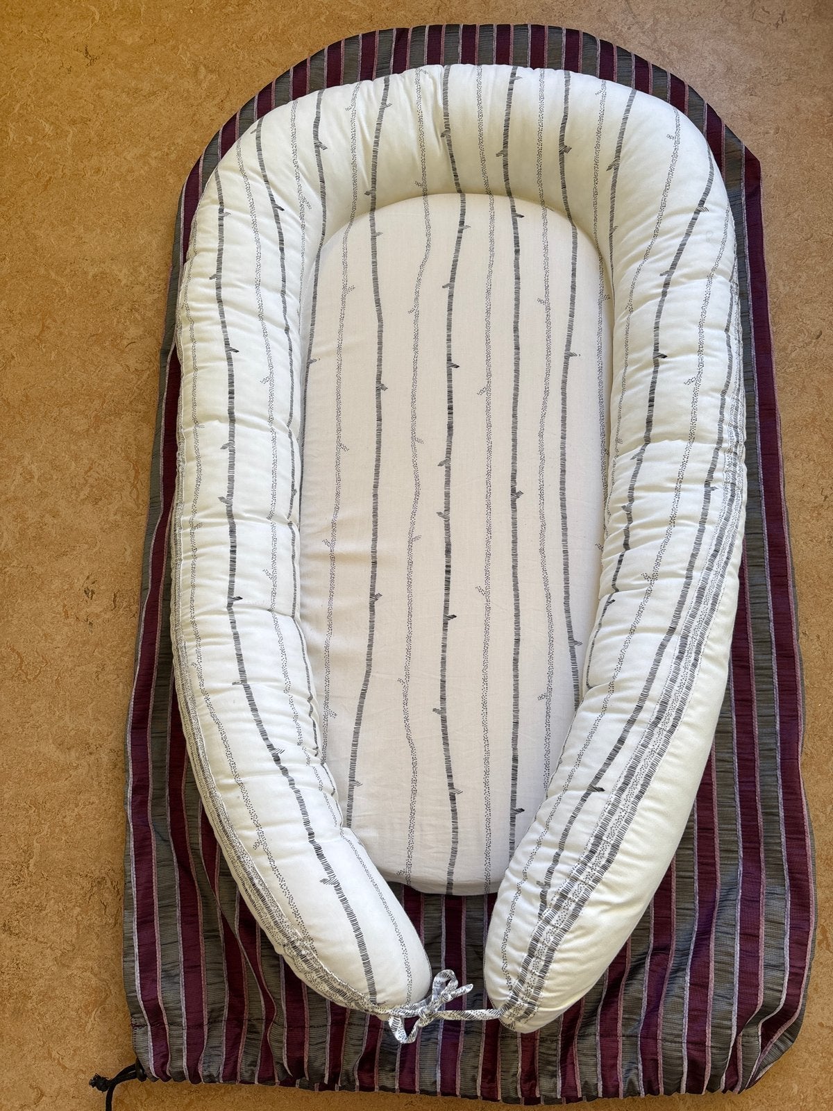 Nanami Babynestje met zelfgemaakte vervoerhoes, Kinderen en Baby's, Babywiegjes en Ledikanten, Ophalen of Verzenden, Zo goed als nieuw