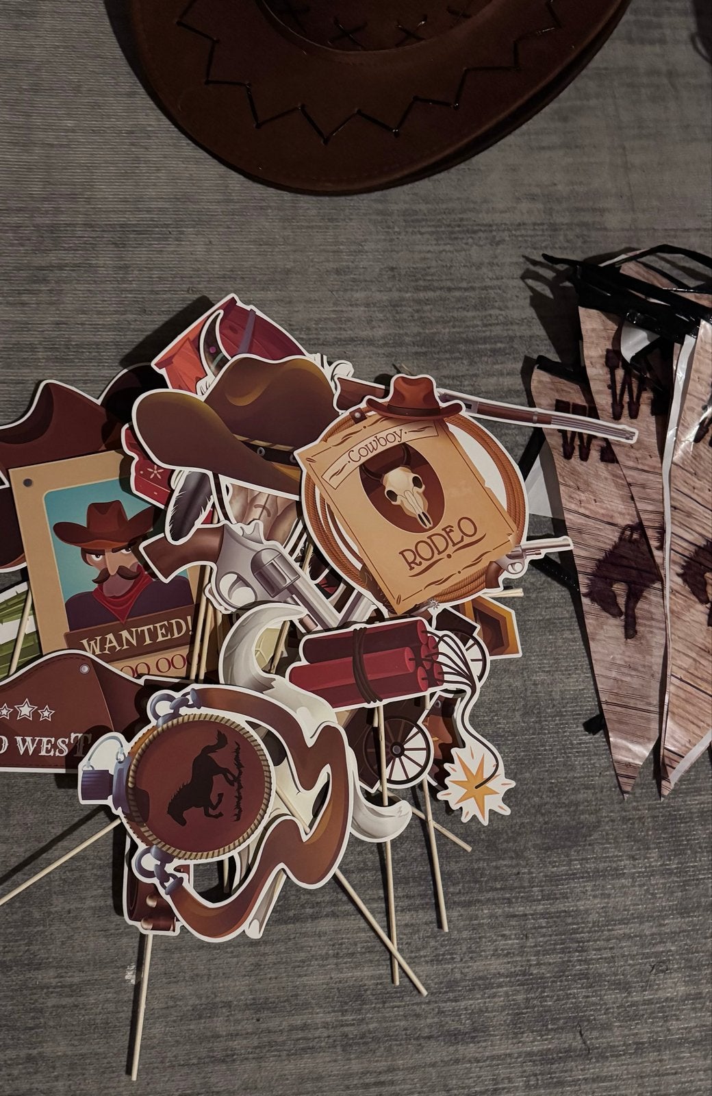 Compleet Cowboy/Texas Feestpakket - Decoratie & Accessoires, Hobby en Vrije tijd, Ophalen, Zo goed als nieuw, Feestartikel, Overige