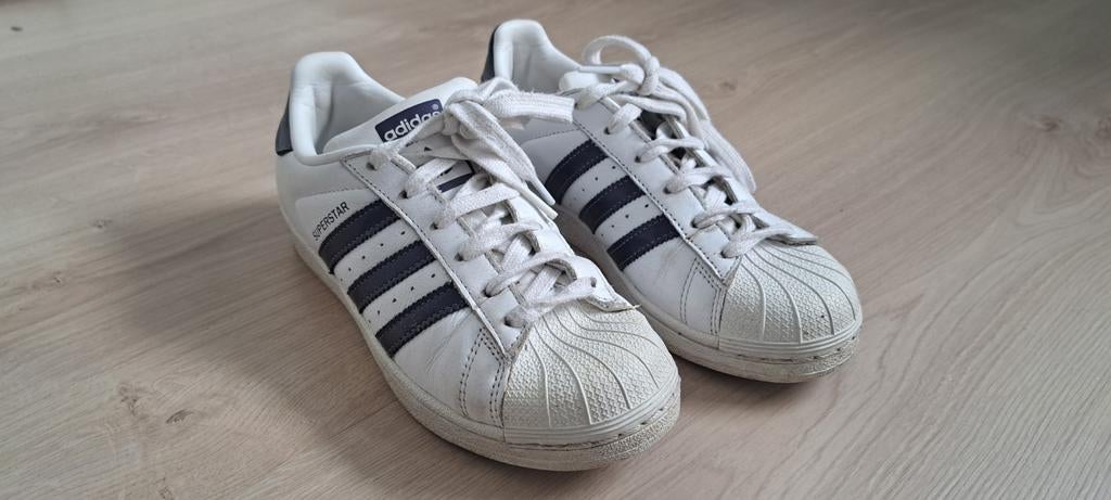 Adidas Superstar maat 36 2/3, Maat XS of kleiner, Ophalen of Verzenden, Gebruikt, Schoenen