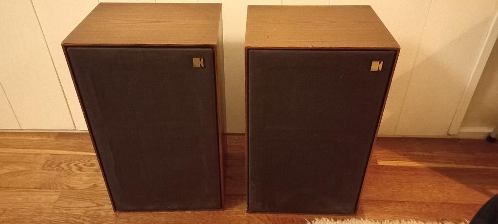 Kef chorale speaker - Vintage Hifi Speakers - Goede Staat, Audio, Tv en Foto, Luidsprekers, Gebruikt, Minder dan 60 watt, Front, Rear of Stereo speakers