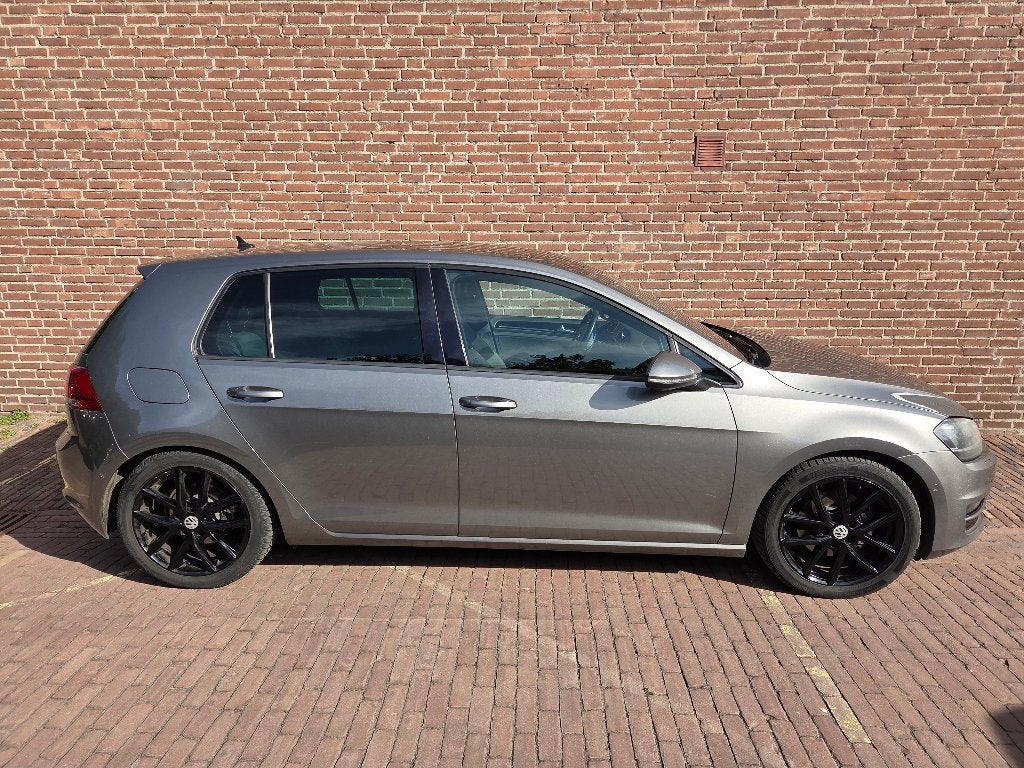 Volkswagen Golf 1.4 TSI Highline PANORAMADAK/XENON/PARK.SENS, Voorwielaandrijving, Euro 5, Zwart, 1395 cc