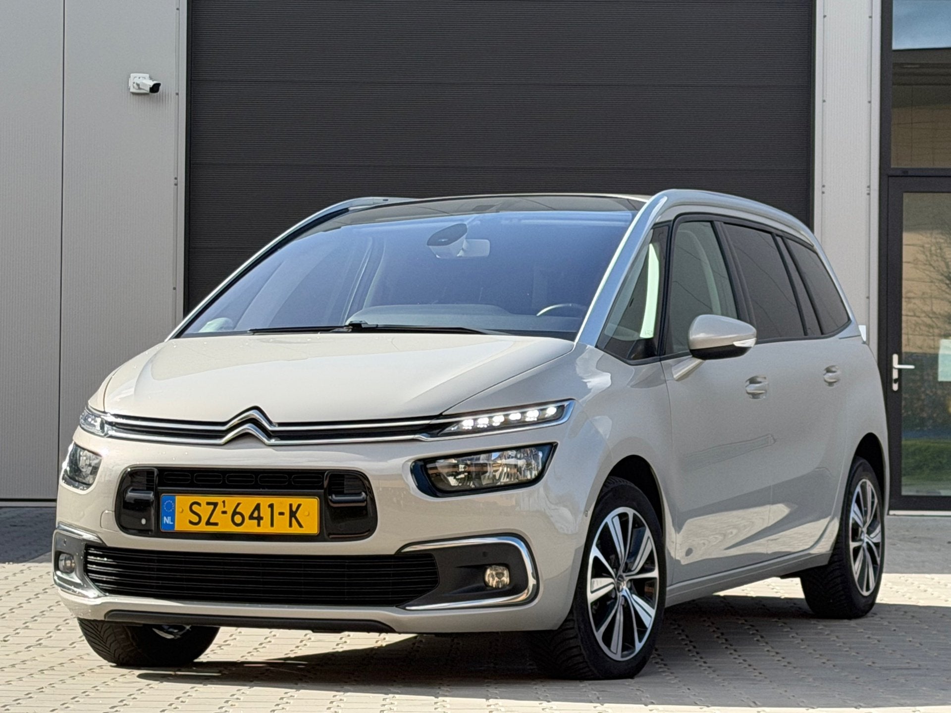 Citroen Grand C4 SpaceTourer 1.2 PureTech 130pk Business - S, Auto's, Voorwielaandrijving, Stof, Gebruikt, 1199 cc