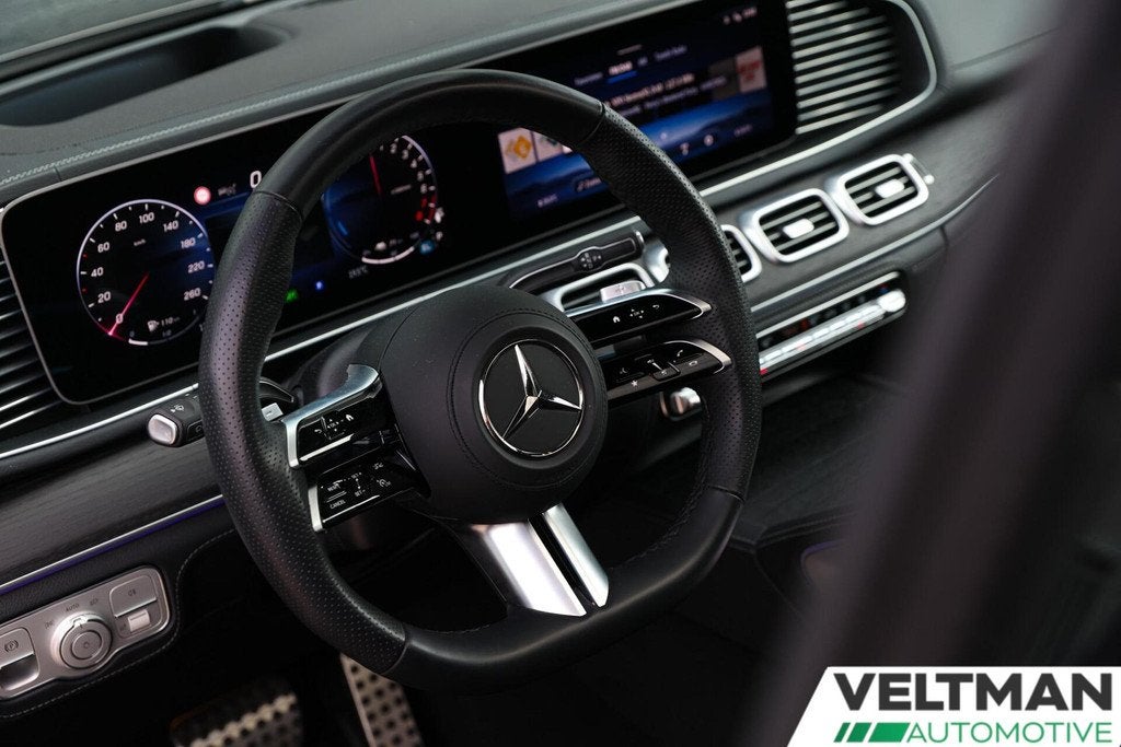 Mercedes GLE-klasse 400 e 4MATIC AMG Line PANO HEAD UP BURME, Auto's, Mercedes-Benz, Automaat, Gebruikt, Zwart, 4 cilinders