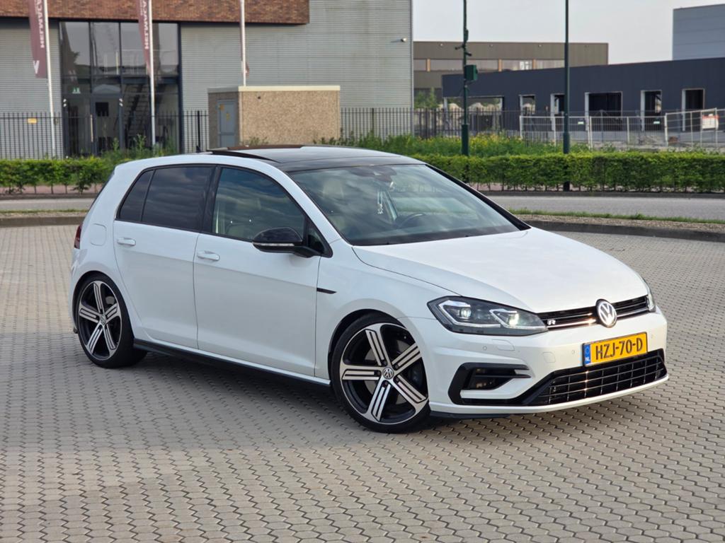 Volkswagen golf R 2.0 TSI DYNAUDIO|CAMERA|ASSIST|VIRTUAL|VOL, Automaat, Zwart, Wit, Leder