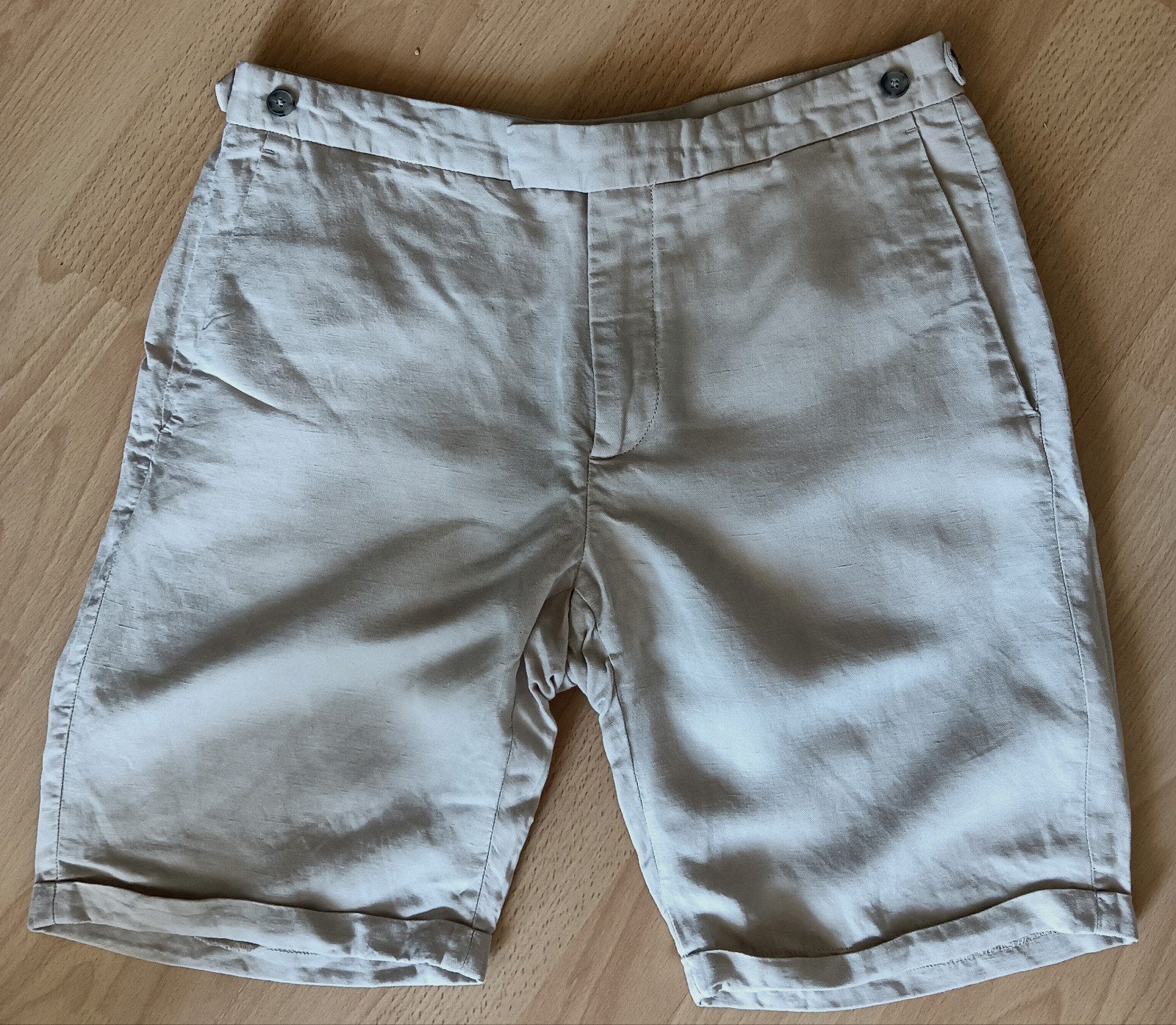 Reiss korte broek short maat M in nieuwstaat, Overige kleuren, Maat 48/50 (M), Tommy Hilfiger, Ophalen of Verzenden