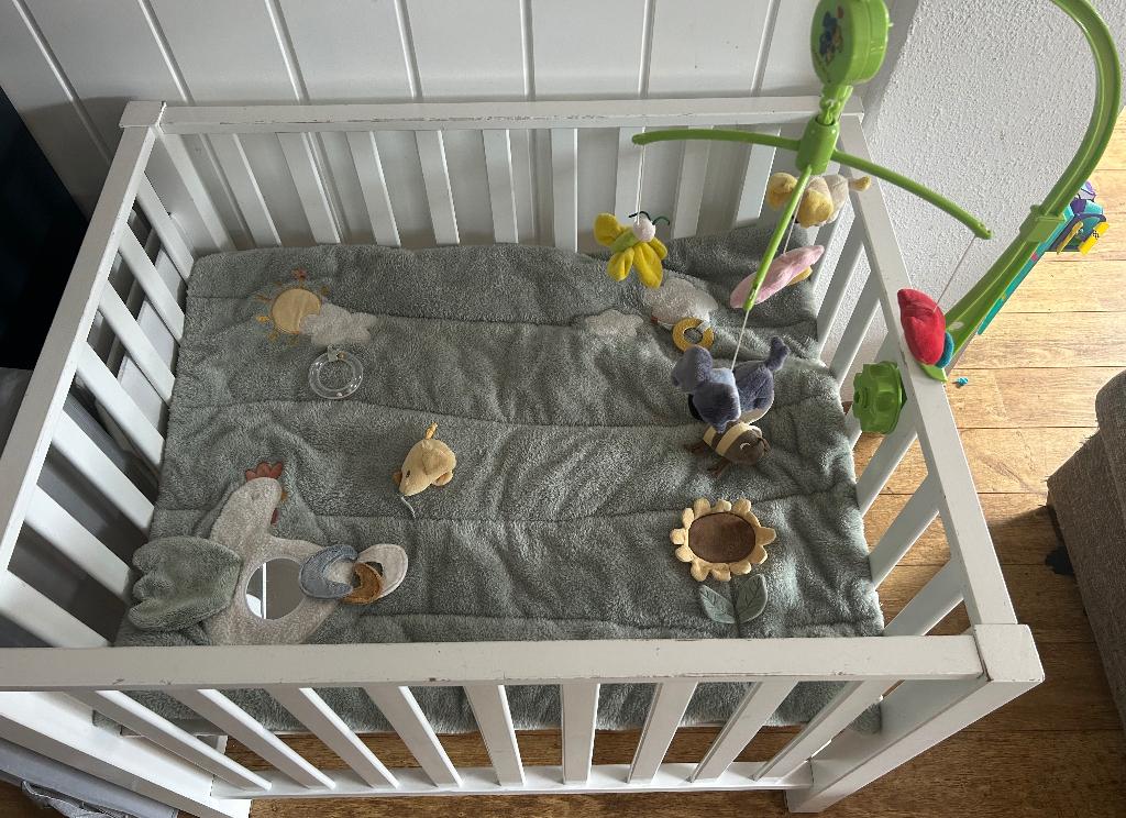 Witte houten Box, Kinderen en Baby's, Boxen, Ophalen, Gebruikt, Vierkant, In hoogte verstelbaar