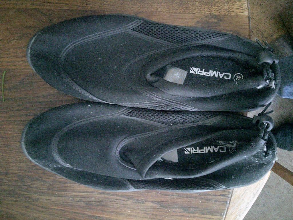 Diverse waterschoenen maat 44, Verzenden, Dame of Heer