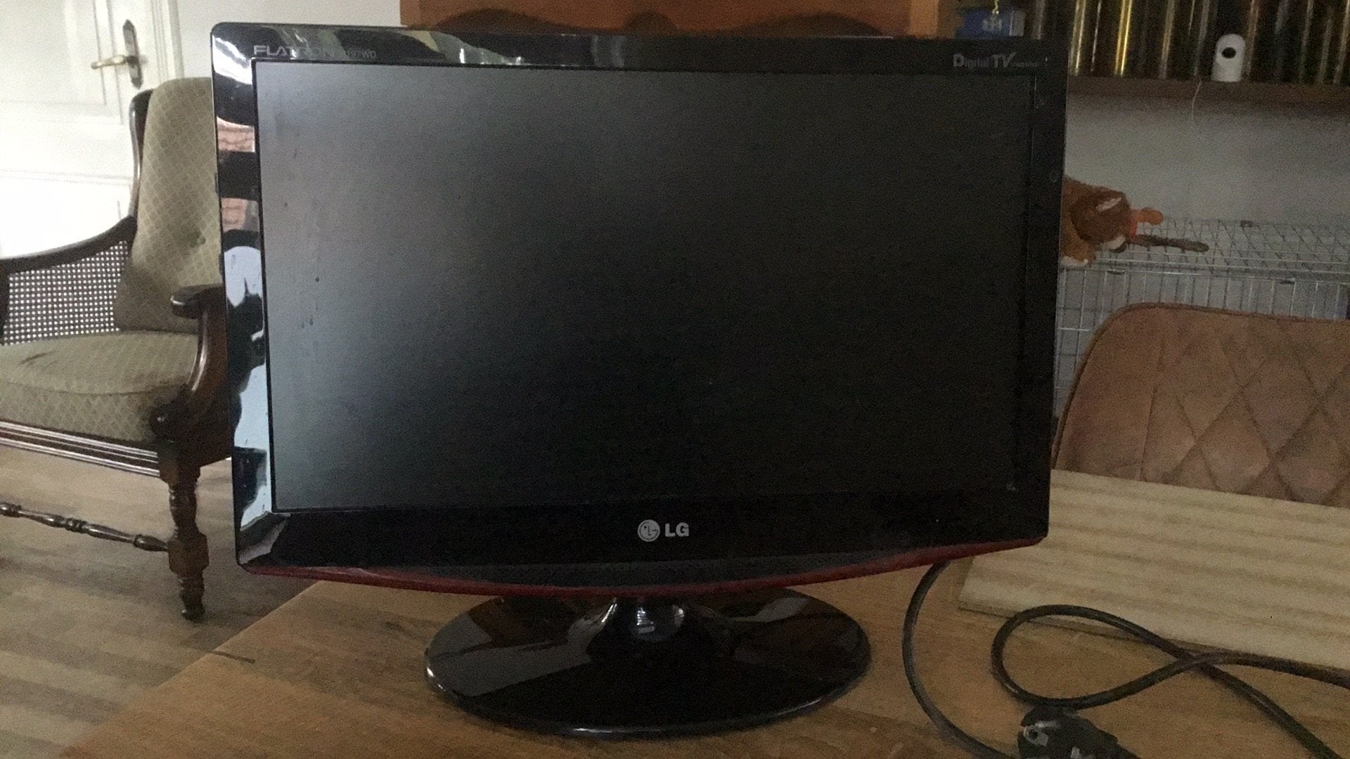 LG televisie/monitor 47 cm, Ophalen, Gebruikt, 50 Hz, LCD