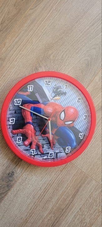 Spiderman klok z.g.a.n.!, Ophalen, Wandklok, Analoog, Werkt op batterijen