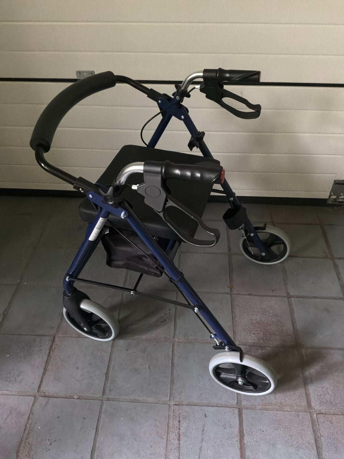 Mobilex rollator, Ophalen, Opvouwbaar, Zo goed als nieuw