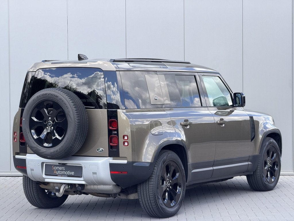 Land Rover Defender 110 D240 SE | CHECK ENGINE | Panorama |, Auto's, Land Rover, Automaat, Gebruikt, Zwart, 4 cilinders