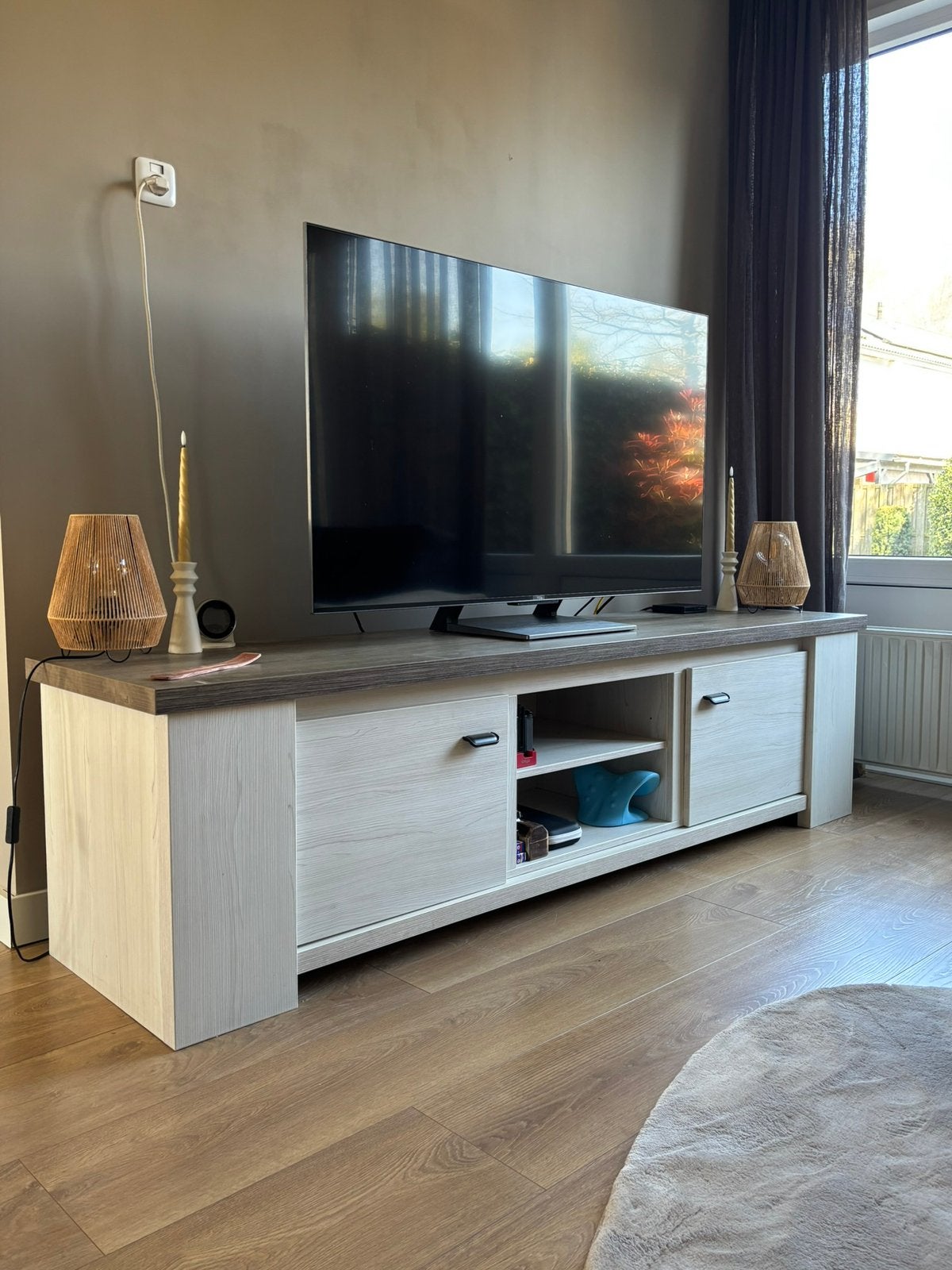 Mooi en Stevig Tv Meubel - 205 cm - Topstaat, Ophalen, Zo goed als nieuw, 200 cm of meer, Minder dan 100 cm