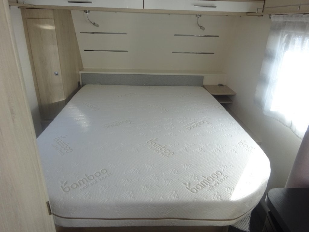 Foto 12 van Caravelair Antares 470 Met Mover en Luifel