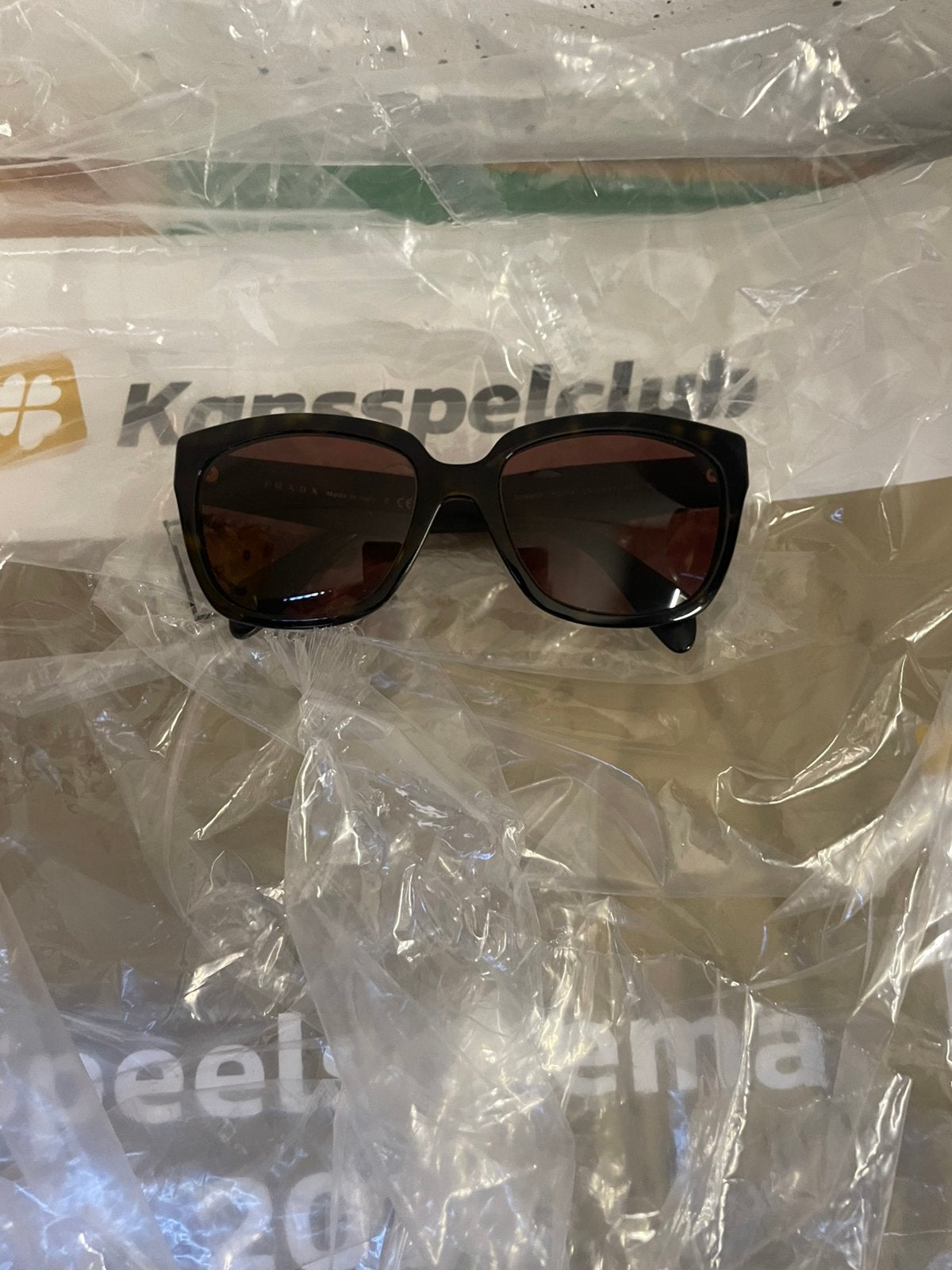 Prada Wayfarer zonnebril, Ophalen of Verzenden, Gebruikt, Overige kleuren, Prada