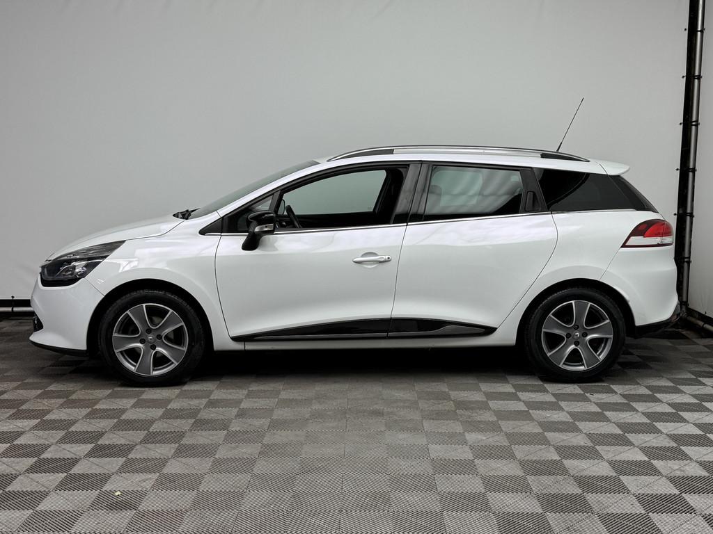 Renault Clio Estate 0.9 TCe Night&Day Airco Navi Trekhaak NL, Auto's, Renault, Voorwielaandrijving, Stof, Met garantie (alle)