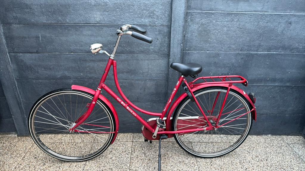 Nette en stevige Batavus old dutch Omafiets 28 inch., Fietsen en Brommers, Fietsen | Dames | Omafietsen, 56 cm of meer, Ophalen of Verzenden