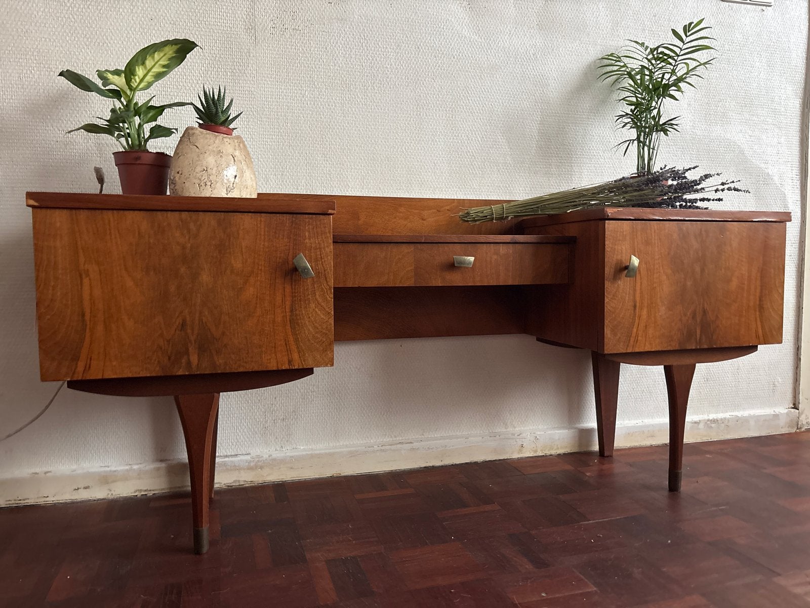 Vintage dressoir, Ophalen