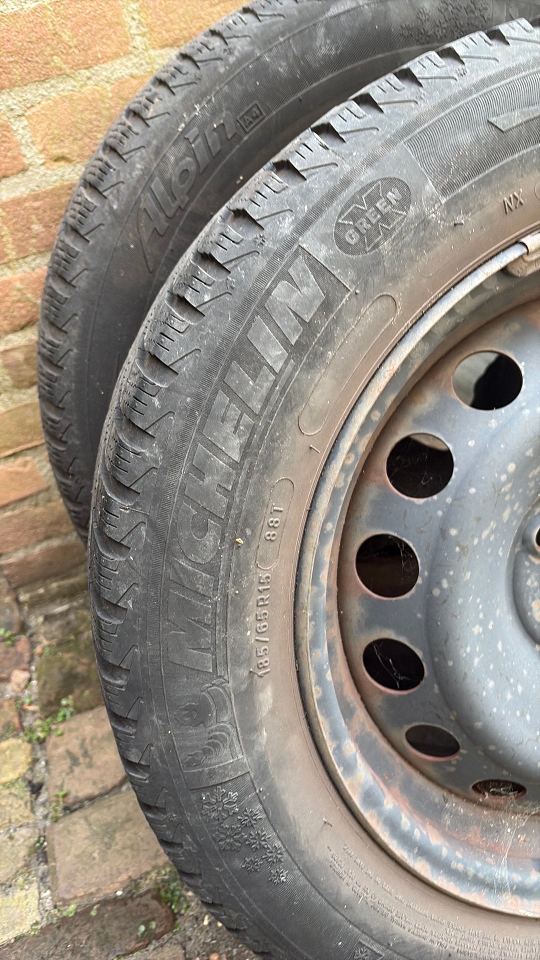 Michelin Alpin 185/65R15 88T 4 gats winterband Renault Clio, Ophalen, Gebruikt
