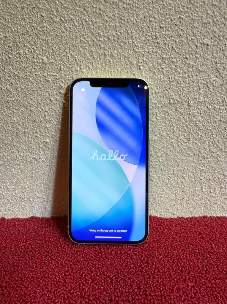 IPHONE 12 MET OPLADER IN TOPSTAAT!, Ophalen of Verzenden, Zo goed als nieuw, Groen, IPhone 12