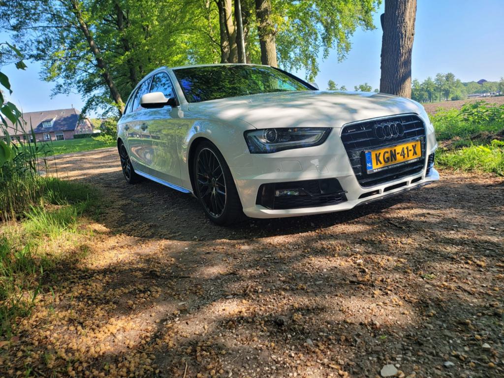Audi A4 2.0 TDI 140KW Avant Multitron 2015 Wit, Auto's, A4, Wit, Stationwagon, Diesel