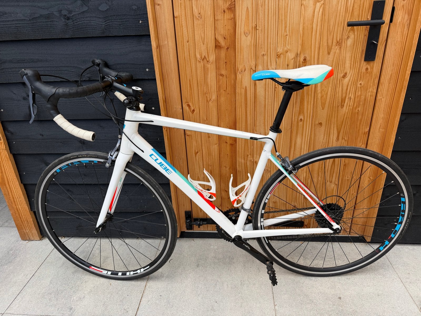 Cube Axial Race racefiets - Dames - Shimano Claris, 10 tot 15 versnellingen, Velgrem, Aluminium, Dames