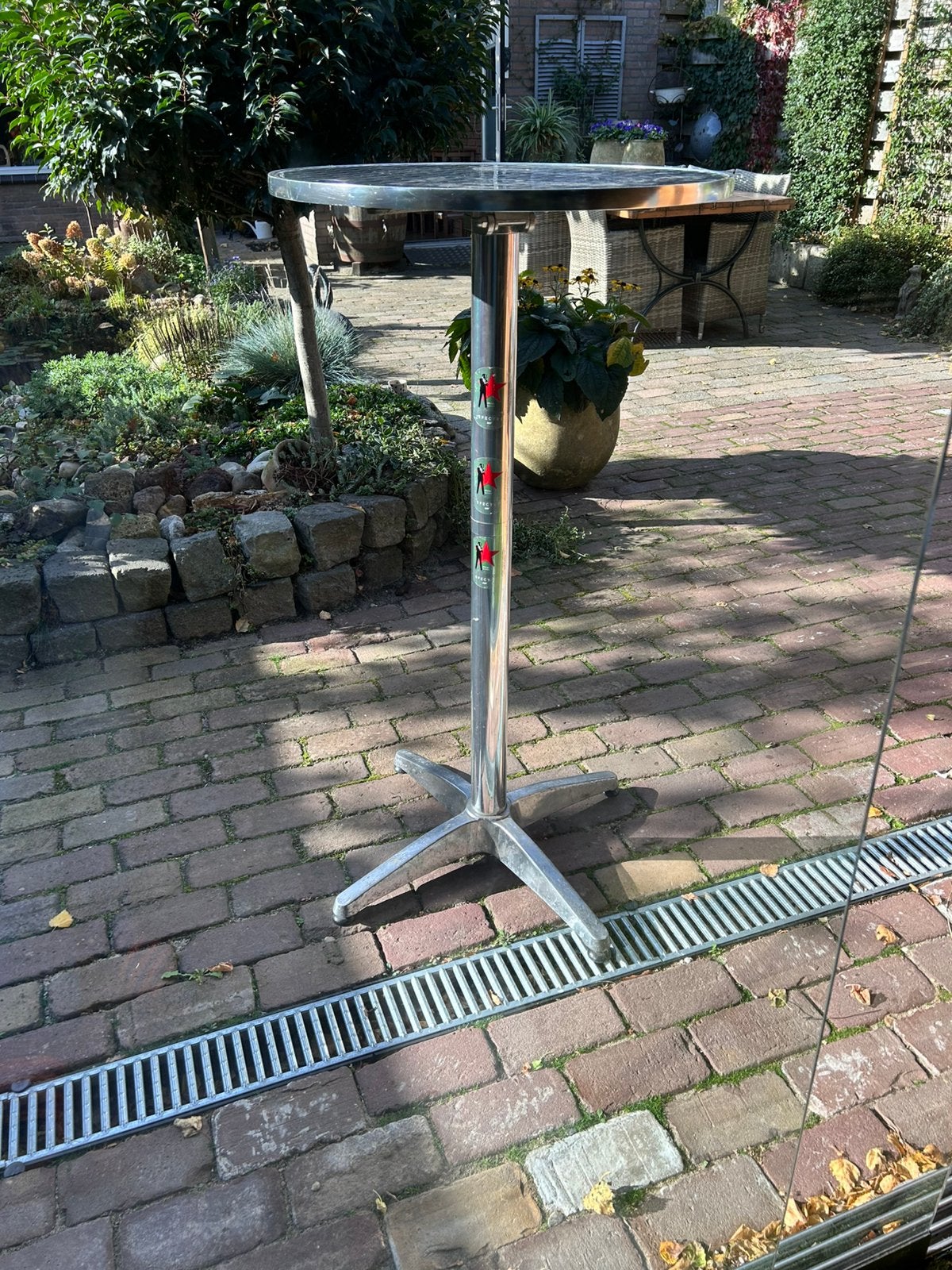 Hangtafel met hoes en strik, Ophalen, In hoogte verstelbaar, Zo goed als nieuw