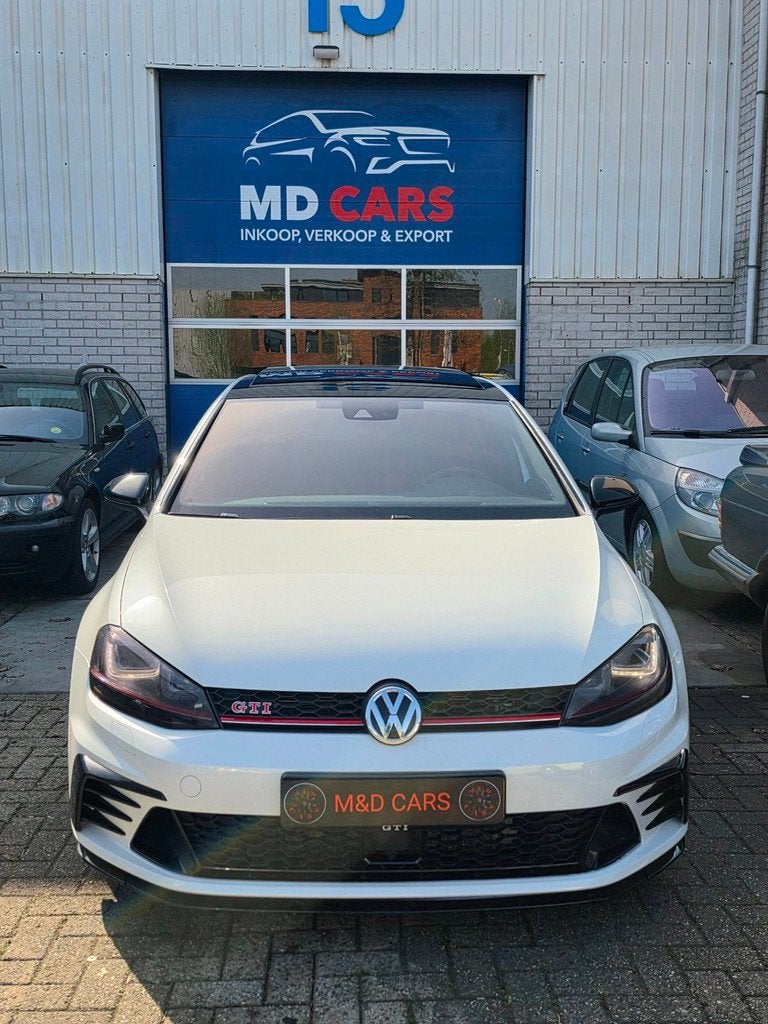 Volkswagen Golf 2.0 TSI GTI Clubsport PANO/NAVI/KUIP STOELEN, Gebruikt, 4 cilinders, Wit, 14 km/l