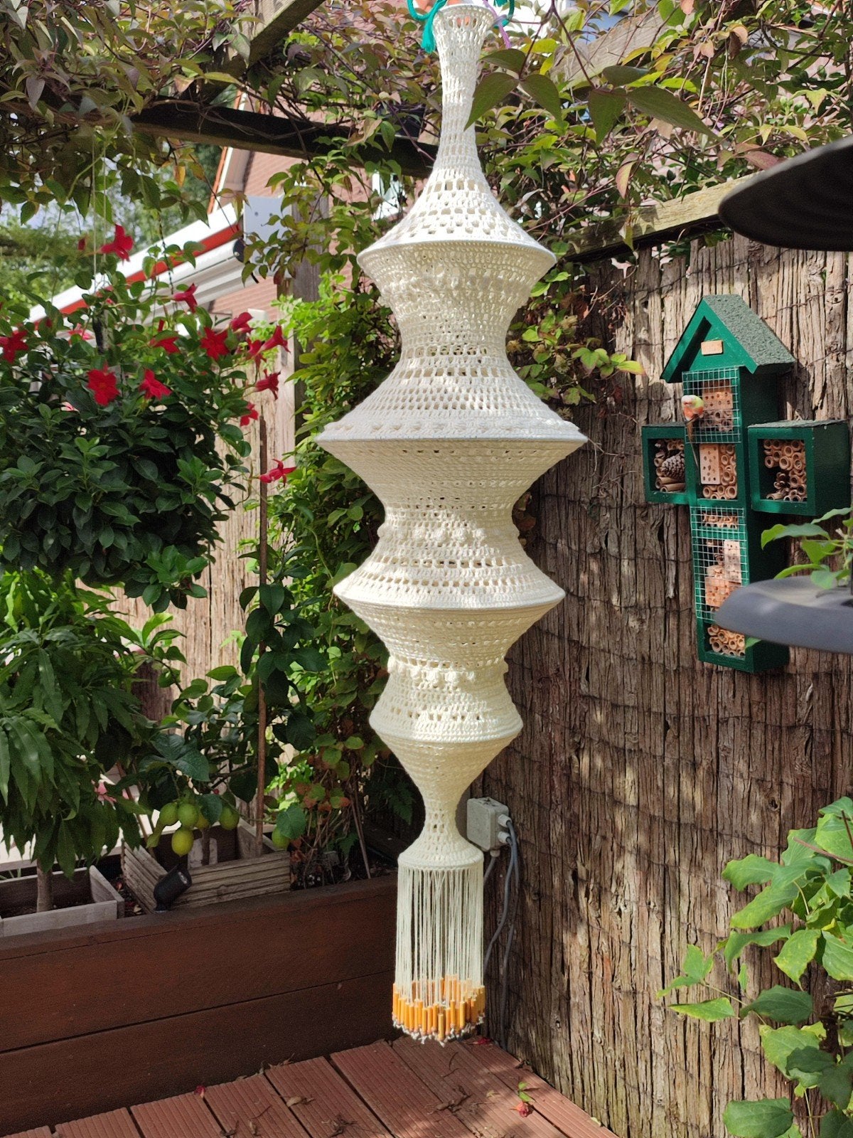 Gehaakte fuiklamp met houten kralen- 130 cm lang, 35 cm bree, Huis en Inrichting, Lampen | Hanglampen, Ophalen of Verzenden, Nieuw