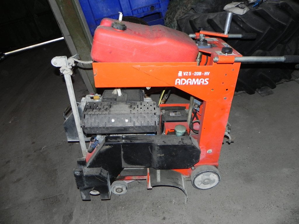Vloer diamant zaag machine ADAMAS, Doe-het-zelf en Verbouw, Gereedschap | Freesmachines, Ophalen, Benzine, Gebruikt, ADAMAS