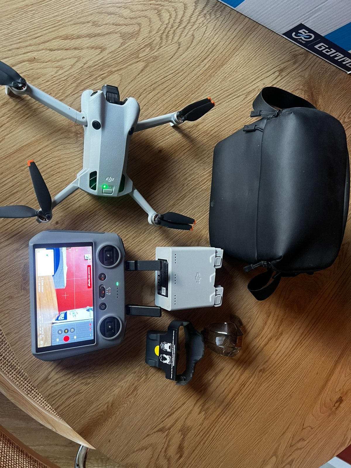 DJI Mini 4 Pro Fly more Combo + RC 2 Controller, Audio, Tv en Foto, Drones, Cameradrone, Ophalen of Verzenden, Zo goed als nieuw