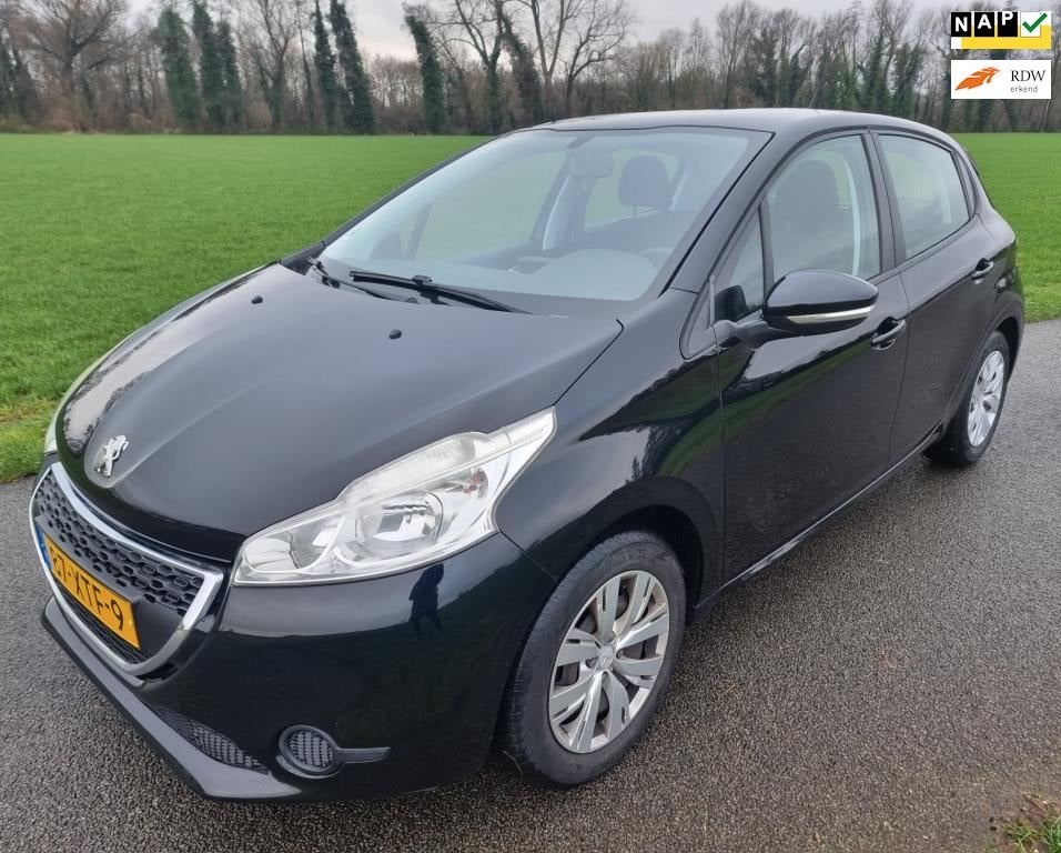 Peugeot 208 1.2 VTi 82PK 5D (102g) 2012 Zwart, Auto's, Voorwielaandrijving, Stof, 1199 cc, 82 pk
