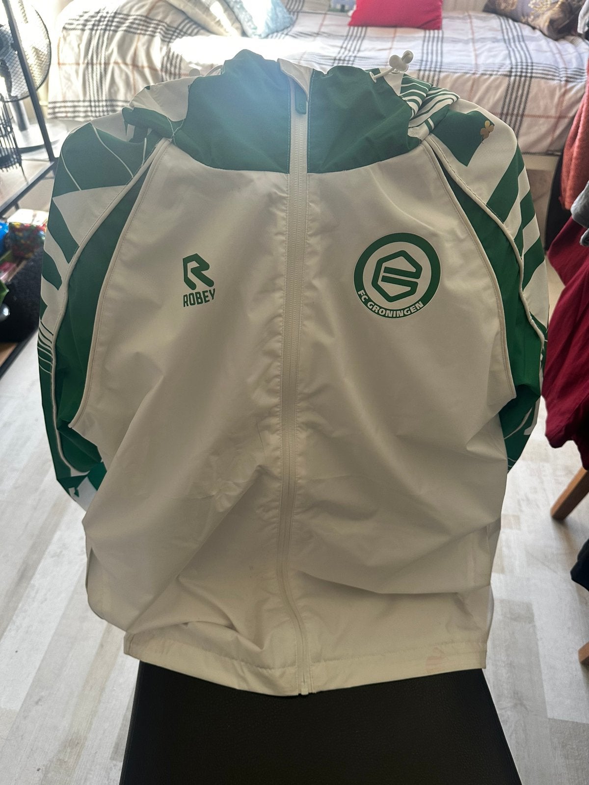 FC Groningen - Warm up jack 2026 maat L, Ophalen, Zo goed als nieuw, Zwart, Voetbal