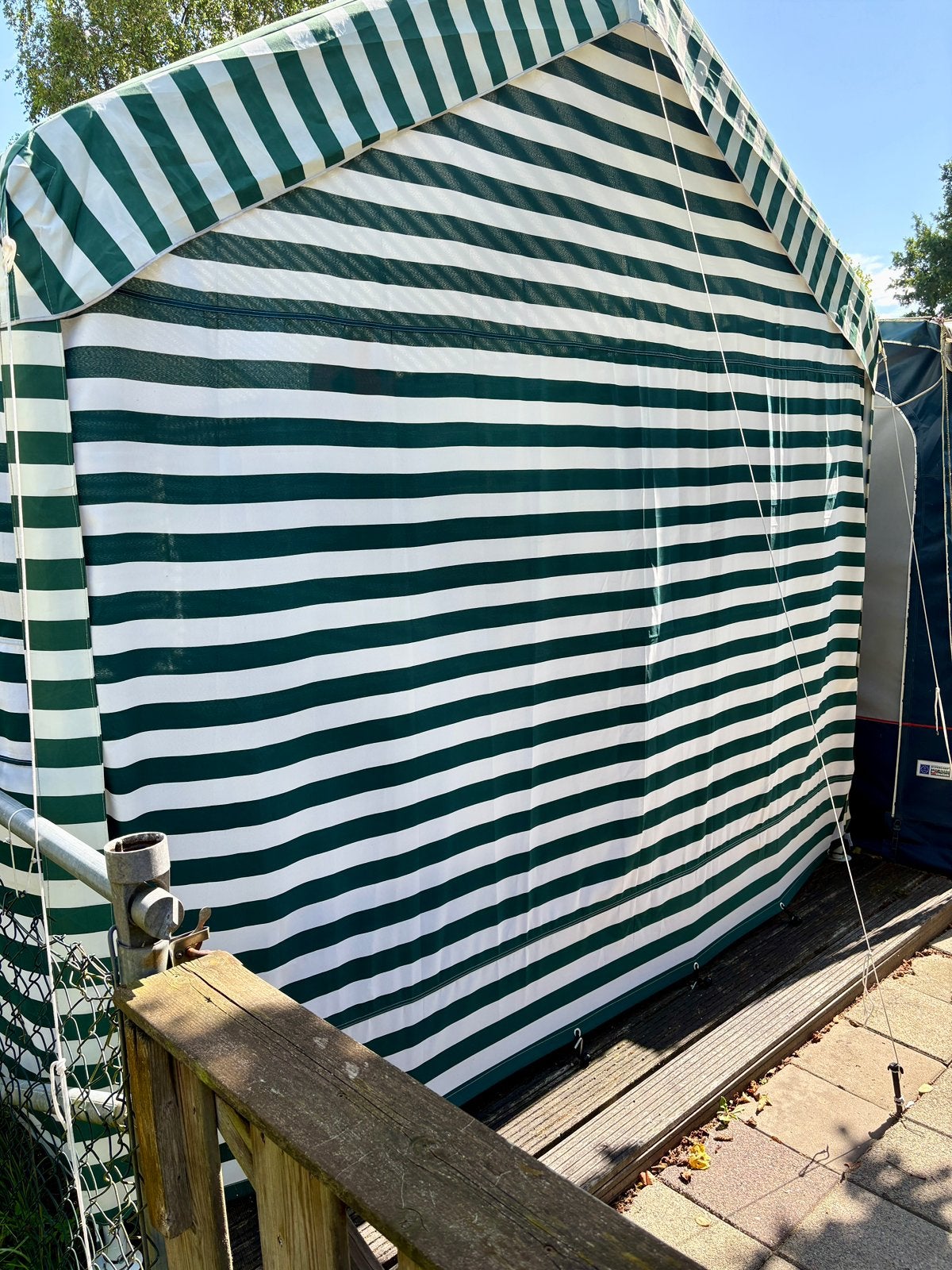 GROTE STEVIGE PARTYTENT 4 bij 6, Ophalen, Partytent, 2 meter of meer, Zo goed als nieuw