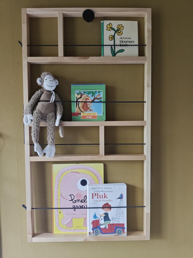 IKEA YPPERLIG HAY, Huis en Inrichting, Woonaccessoires | Wandplanken en Boekenplanken, Ophalen, Zo goed als nieuw