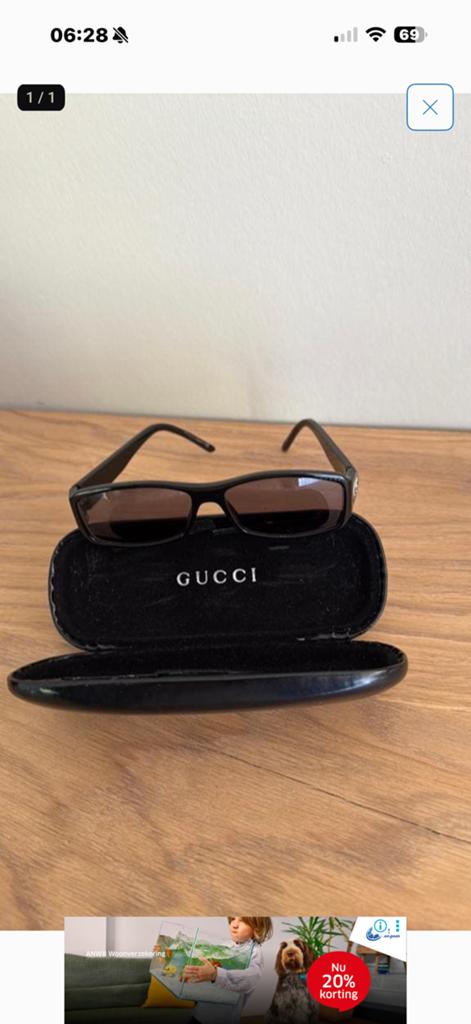 Gucci Zonnebril met etui, Sieraden, Tassen en Uiterlijk, Zonnebrillen en Brillen | Dames, Overige merken, Gebruikt, Zonnebril