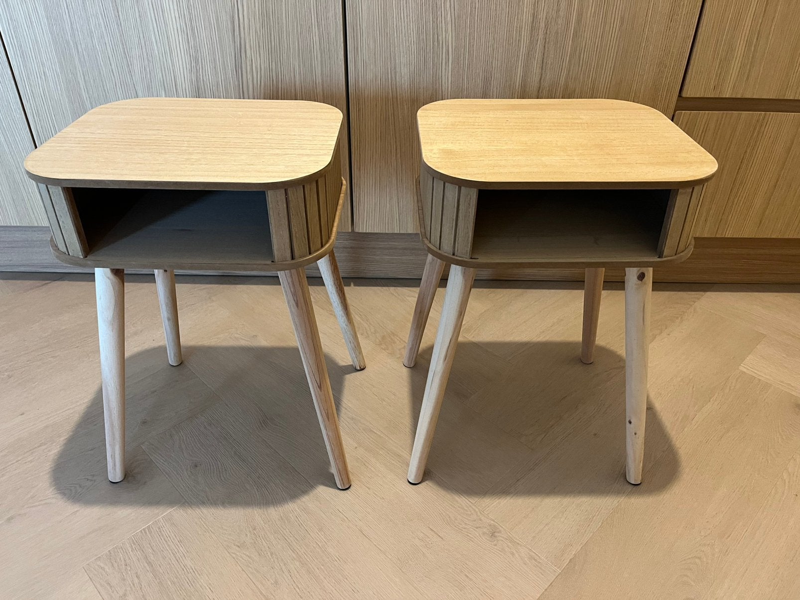 Nachtkastjes mdf, 45 tot 60 cm, Minder dan 55 cm, Rond, Ophalen of Verzenden
