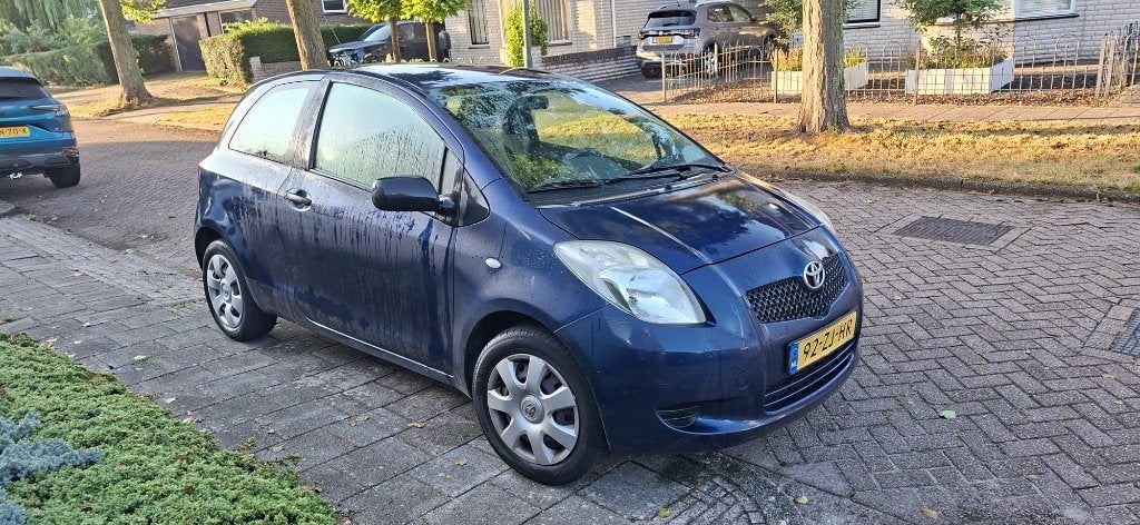 Toyota Yaris 1.0 12V Vvt-i 3DR Terra 2008 Blauw, Auto's, Voorwielaandrijving, 40 €/maand, 750 kg, Blauw