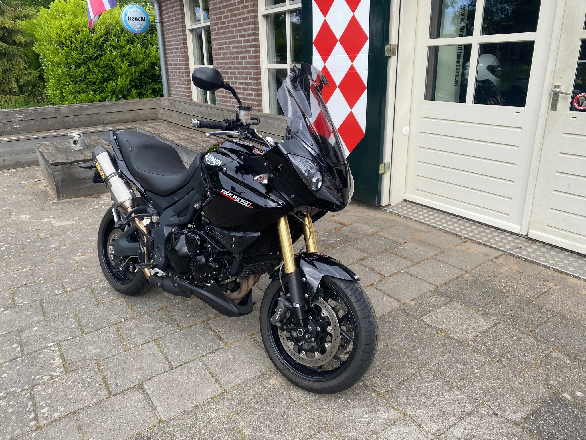 Triumph TIGER 1050 (bj 2013), Motoren, Triumph Motorcycles Ltd., After.sales@triumph.co.uk, 1050 cc, Meer dan 35 kW