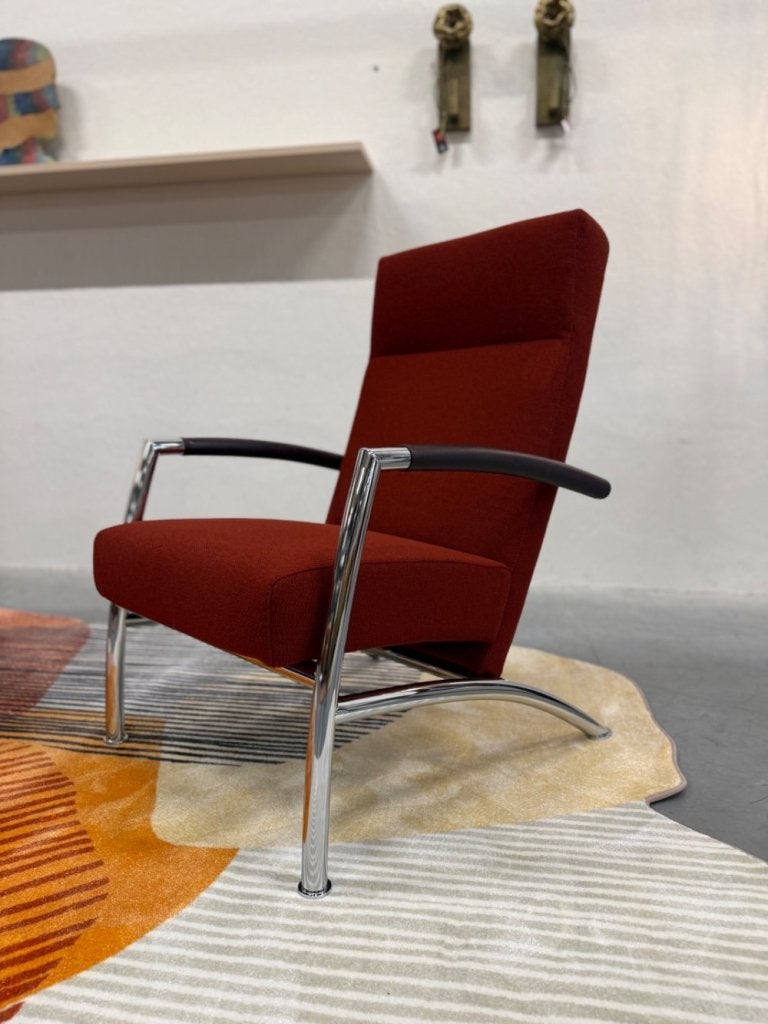 2 Nieuw Leolux helical fauteuil rood stof Design Stoel, Leolux, Info@leolux.nl, Nieuw, 75 tot 100 cm
