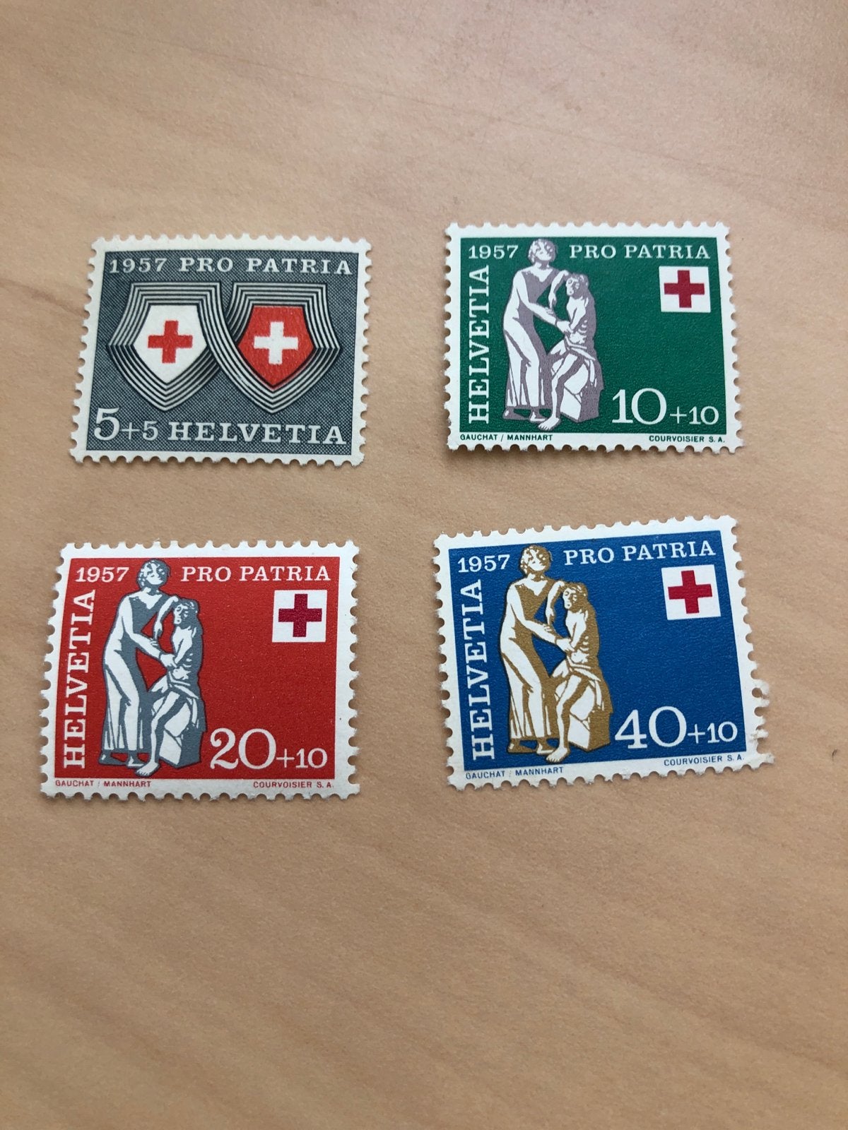 Zwitserse postzegels 1957 Pro Patria set, Verzenden, Overige landen, Postfris