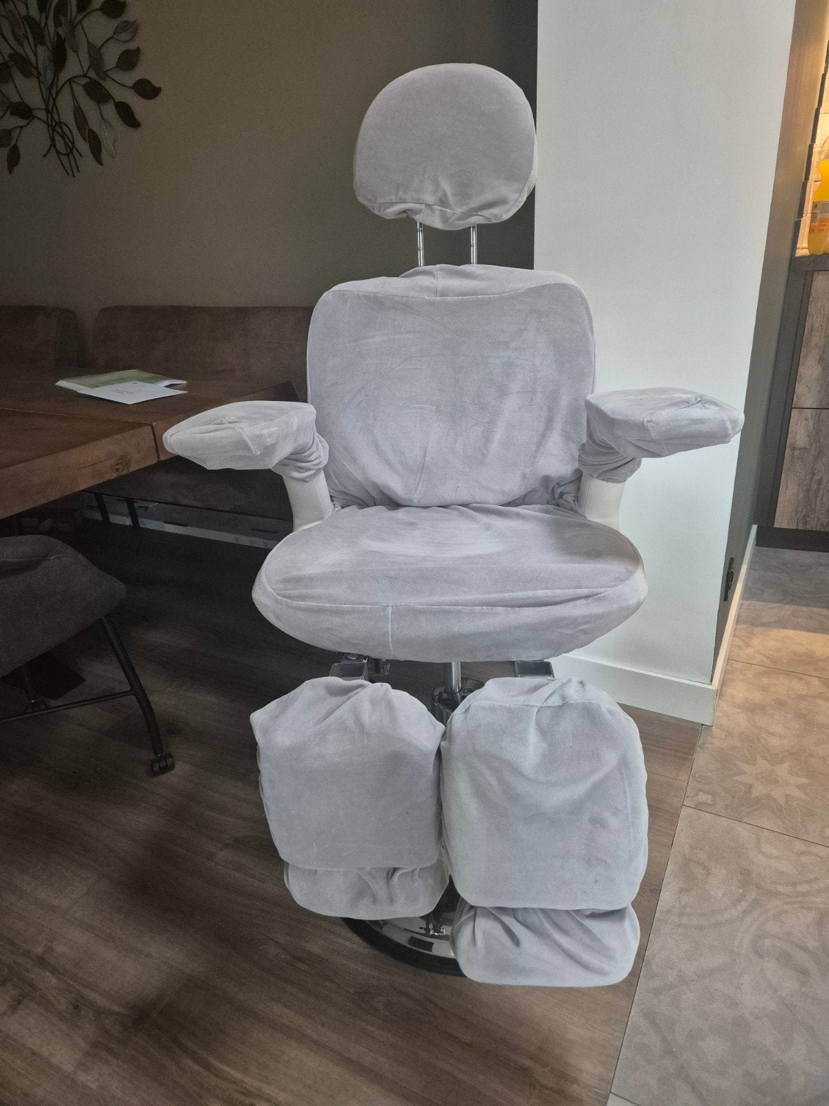 Pedicure behandelstoel en tabouret kruk, Ophalen, Gebruikt, Hand- en Voetverzorging