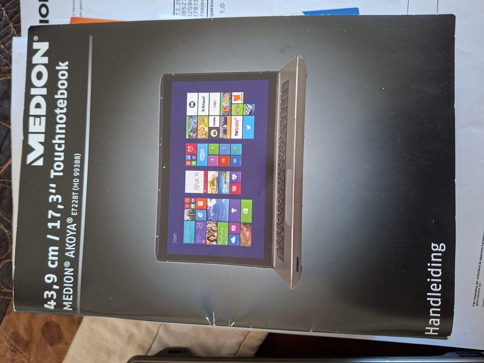 Medion Akoya 17.3" Touchscreen Laptop - Windows 10, Computers en Software, Gebruikt, Medion, Met touchscreen, Ophalen of Verzenden