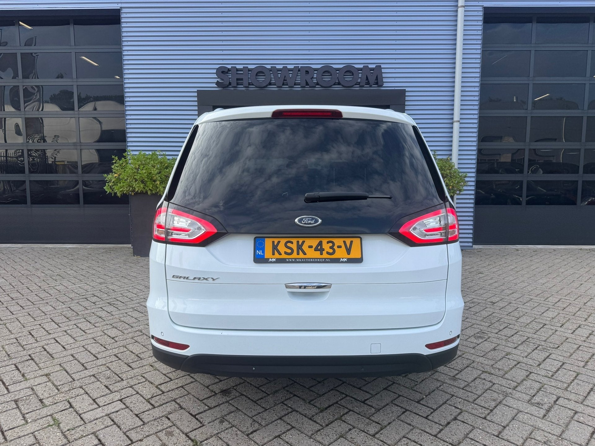 Ford GALAXY 1.5 Titanium| 7 Persoons|PDC|Navi|Cruise|Appleca, Voorwielaandrijving, Automatische klimaatregeling, 4 cilinders, 7 stoelen