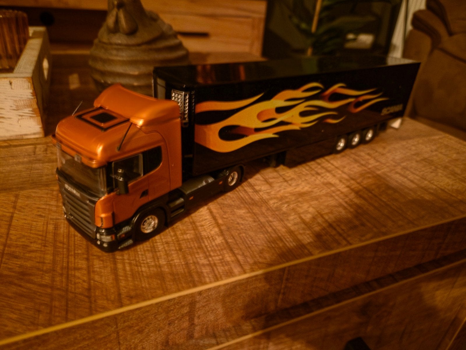 scania met vlam oplegger, Tekno, T, Nieuw, Tekno