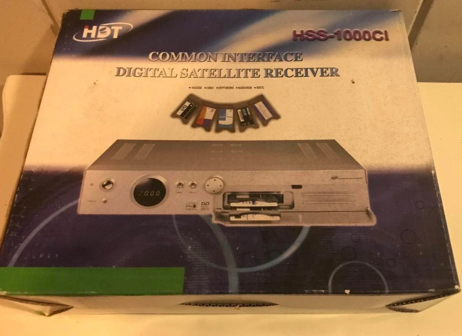 Hyundai hss-1000 ci digitale satellietontvanger, Ophalen of Verzenden, Nieuw, (Schotel)antenne-accessoires, Overige merken