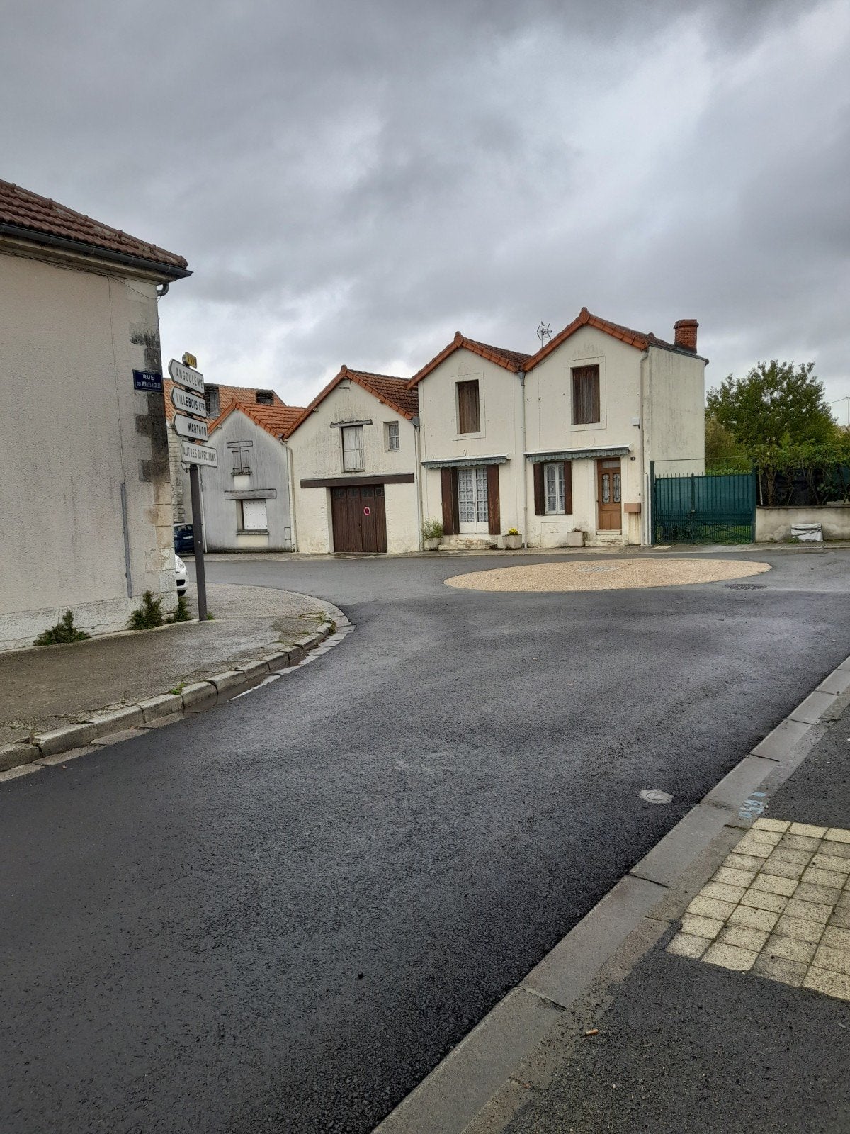 prachtig woonhuis frankrijk, 200 m², 4 kamers, 500 tot 1000 m², Montbron