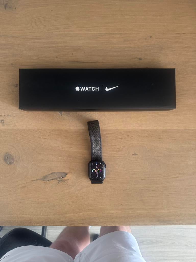 Apple watch series 7 black 41 mm, Sieraden, Tassen en Uiterlijk, Smartwatches, Gebruikt, Zwart, IOS, Ophalen of Verzenden