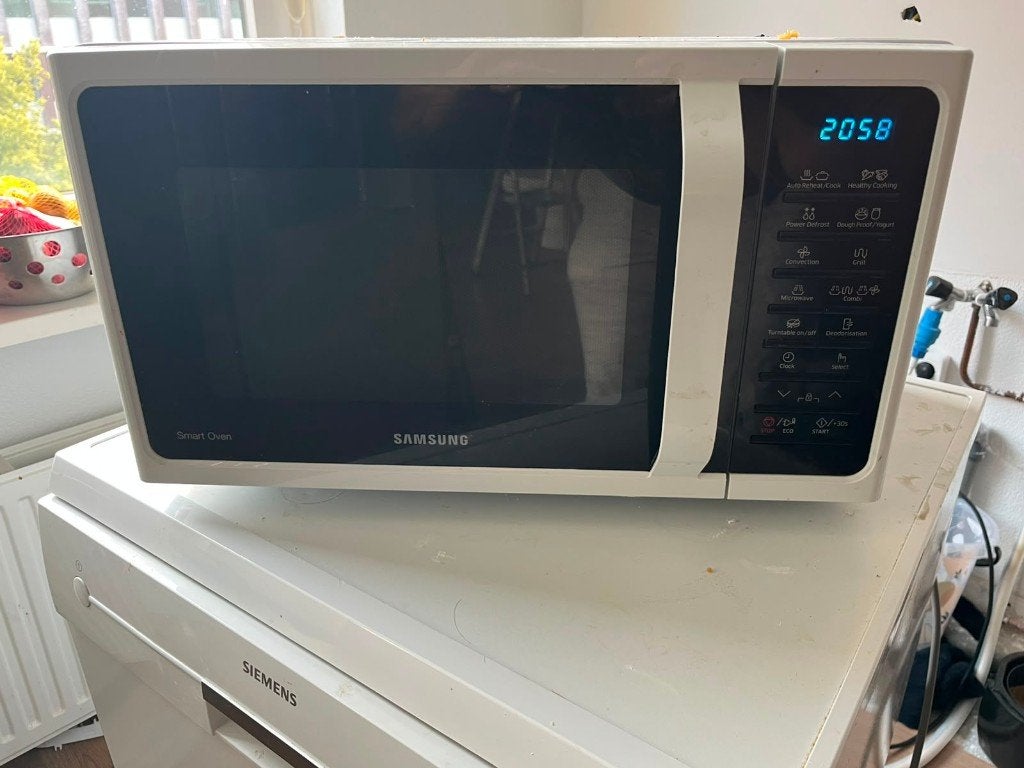 Combi-magnetron (magnetron met oven- en grillfunctie), Witgoed en Apparatuur, Magnetrons, Ophalen, Combimagnetron, Gebruikt, Draaiplateau