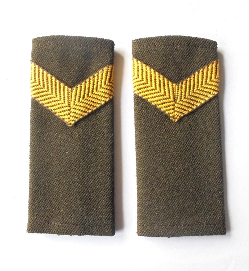 militair geweven Landmacht ROT schouderpassanten., Ophalen of Verzenden, Landmacht, Nederland, Embleem of Badge