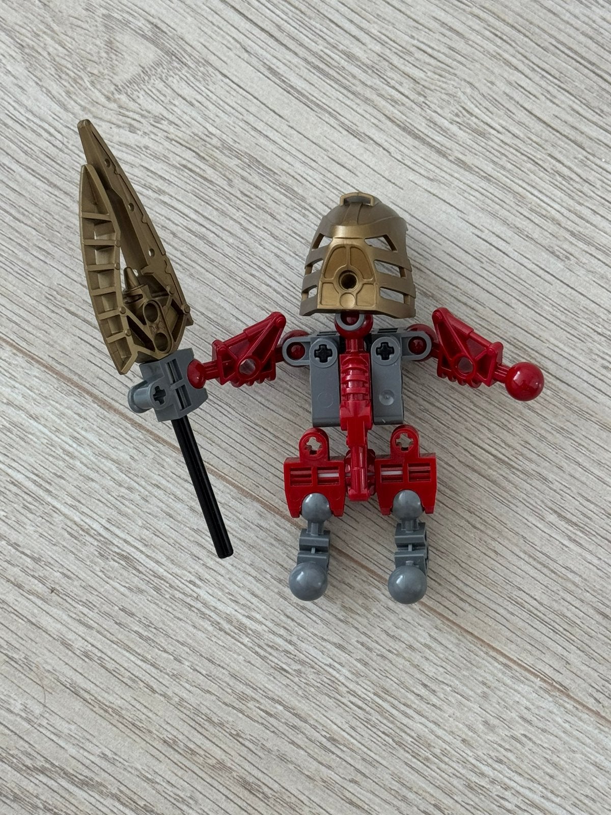 Lego bionicle, gold good guy uit 2006, Verzamelen, G1, Ophalen of Verzenden, Zo goed als nieuw
